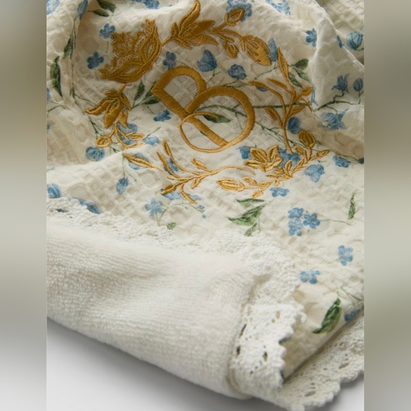 Bridgerton Lace Trim throw with waffle texture, Primark, Cream N Blue - Picture 4 of 4